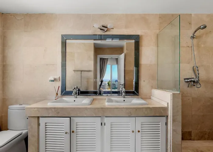 Olga Marbella- Golden Mile -breathtaking Sea View- Private Pool Willa *