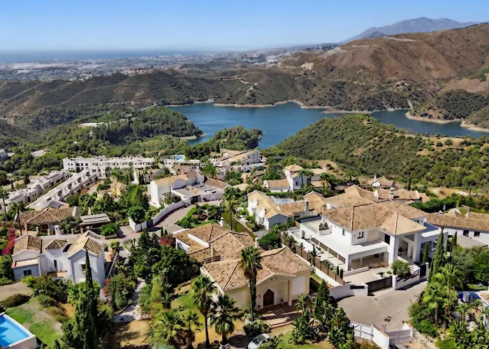 Olga Marbella- Golden Mile -breathtaking Sea View- Private Pool * Marbella